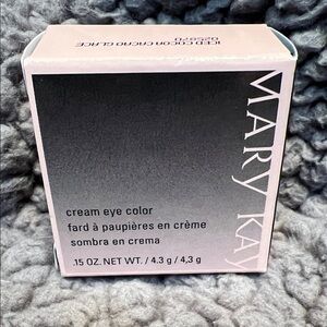 Mary Kay Cream Eye Color - Iced Cocoa